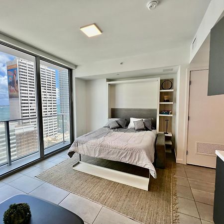 Spacious Studio In The Heart Of Downtown Miami Apartamento Exterior foto