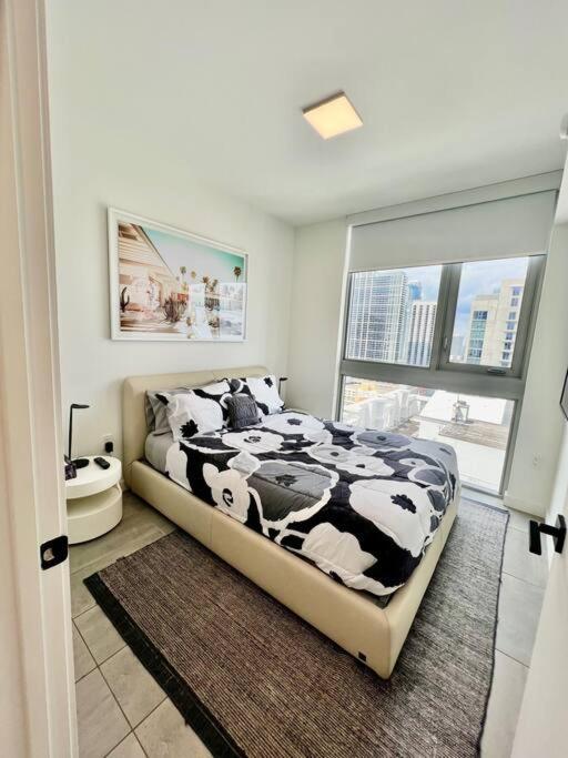 Spacious Studio In The Heart Of Downtown Miami Apartamento Exterior foto