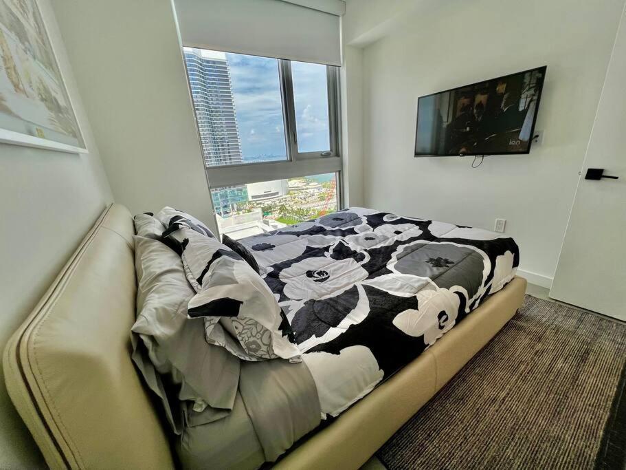 Spacious Studio In The Heart Of Downtown Miami Apartamento Exterior foto