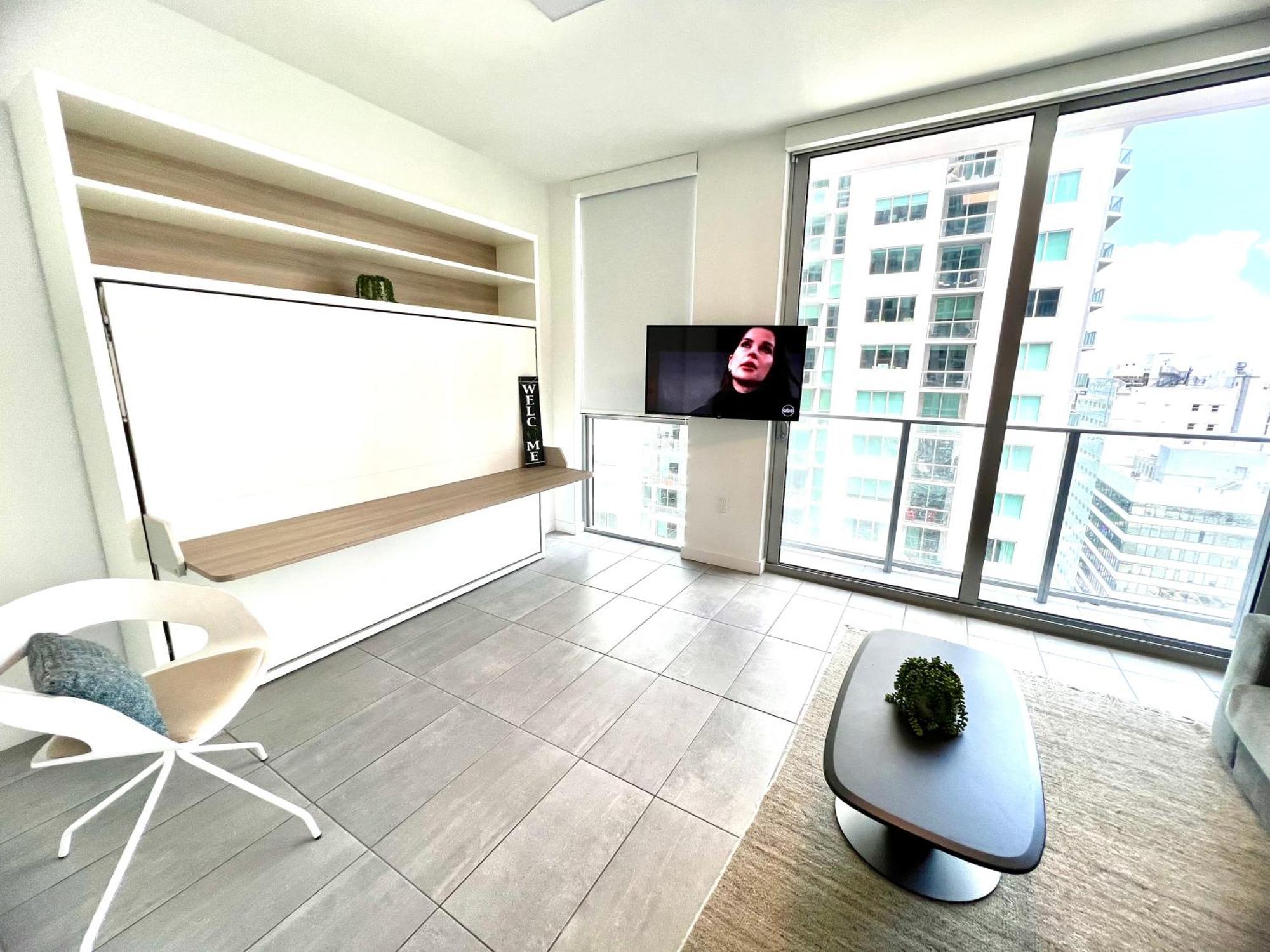 Spacious Studio In The Heart Of Downtown Miami Apartamento Exterior foto